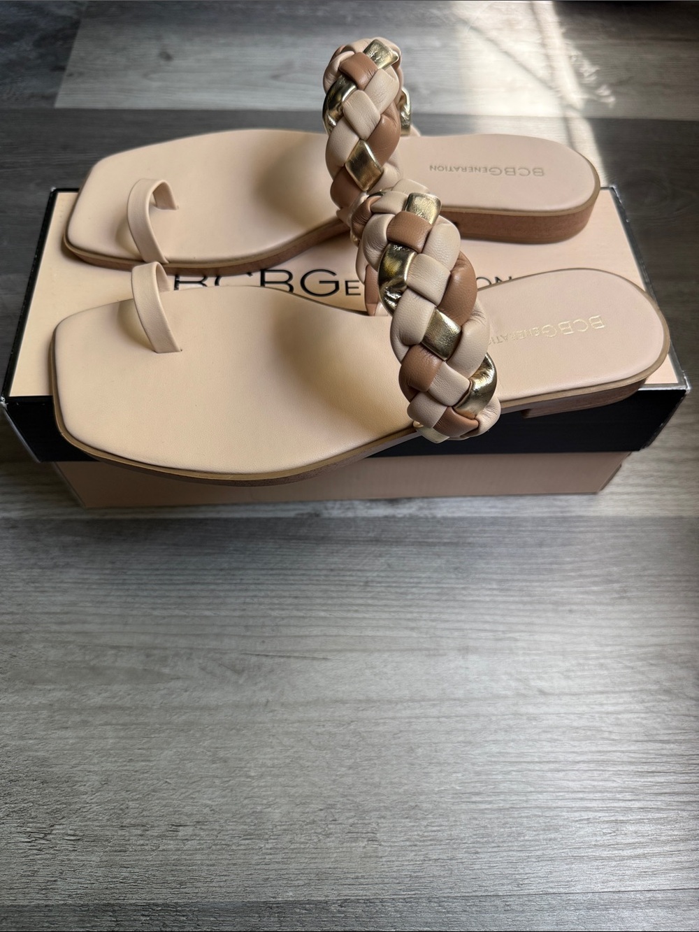 BCBGENERATION SANDALS! - Picture 8 of 9